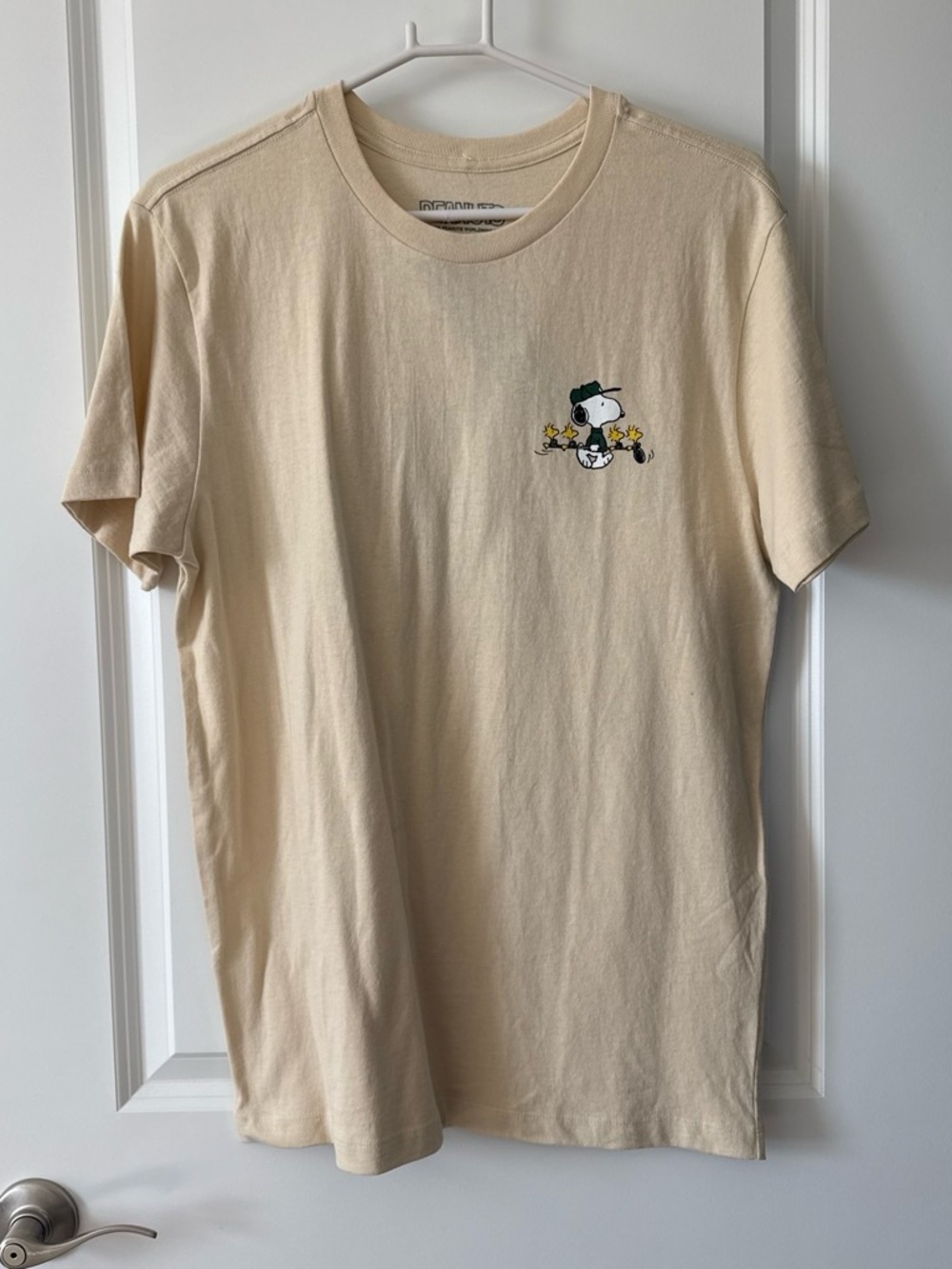Tilly's Cream Peanuts Snoopy & Woodstock Short Sleeve Tee